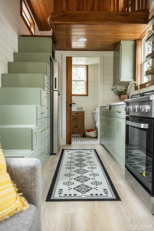 Brand New Tiny Home - Built by Ventur