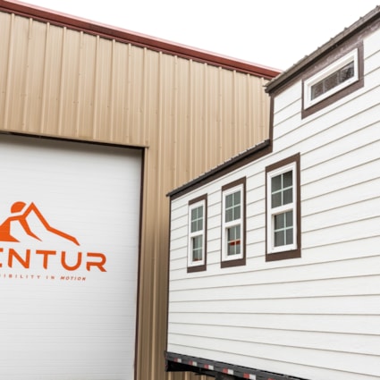 Brand New Tiny Home - Built by Ventur - Image 2 Thumbnail