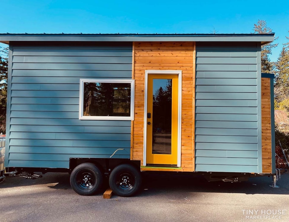 New Custom Tiny Home on wheels - Fully Furnished & Turn Key - Whidbey Island, WA - Image 1 Thumbnail