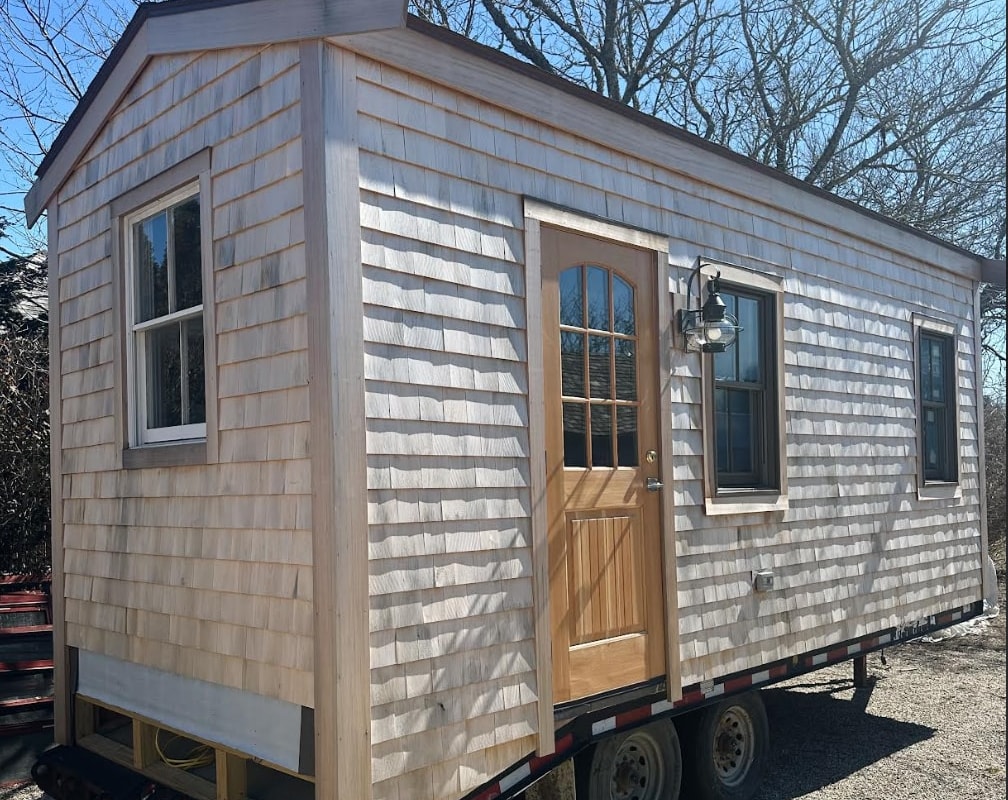 brand new tiny house ~ studio style layout, custom built.  - Image 1 Thumbnail