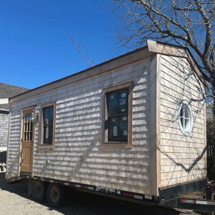 brand new tiny house ~ studio style layout, custom built.  - Image 2 Thumbnail