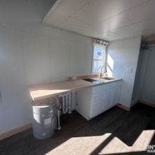 Brand New Tiny w/ Vaulted Ceiling & Bay Window & Built by Incredible Tiny Homes! - Image 6 Thumbnail