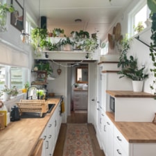 Bright & Airy Tiny House on Wheels - NOAH Certified - Custom Build 2022 - Image 4 Thumbnail