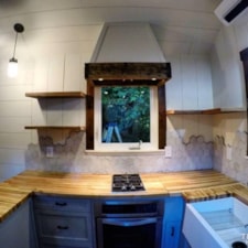 Bright and cozy 26 x 8.5 ft tiny home on wheels - Image 4 Thumbnail