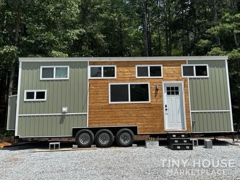 Bright and Spacious Tiny Home