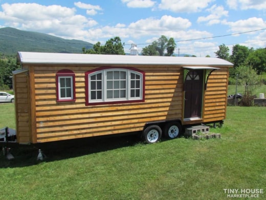 Caravan-style Tiny Home with ADA Features