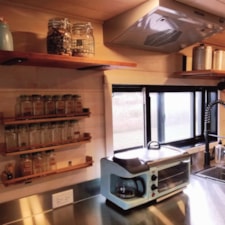 Cedar and poplar cabin on wheels - Image 5 Thumbnail