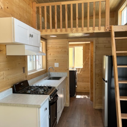 Certified 24' Tiny House - Image 2 Thumbnail