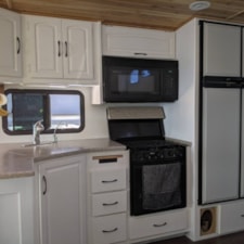 Charming Renovated 35 foot Class A RV  - Image 4 Thumbnail