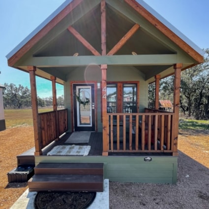 Charming Tiny Home For Sale in Austin, TX - Image 2 Thumbnail