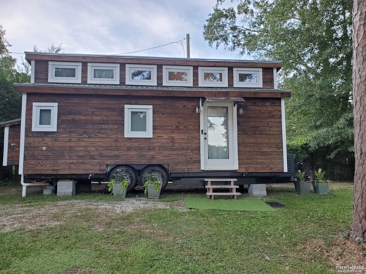 Charming Tiny House for Sale