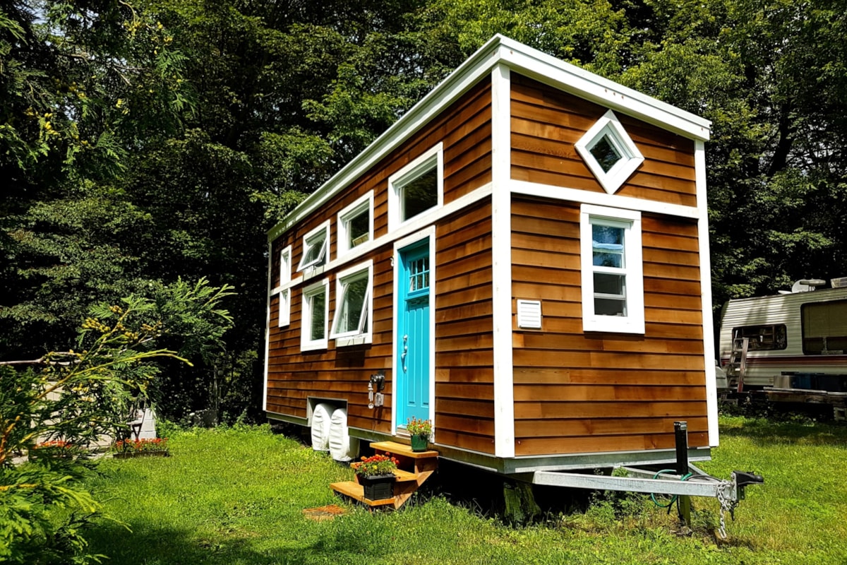 Charming Tiny House for Sale by Owner - Image 1 Thumbnail