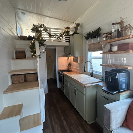 CharmingTiny Home with Included Comforts + Storage and Certified Quality - Image 2 Thumbnail