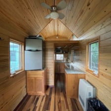 Classic American Cabin on wheels for Sale - $48000 (Aurora) - Image 5 Thumbnail