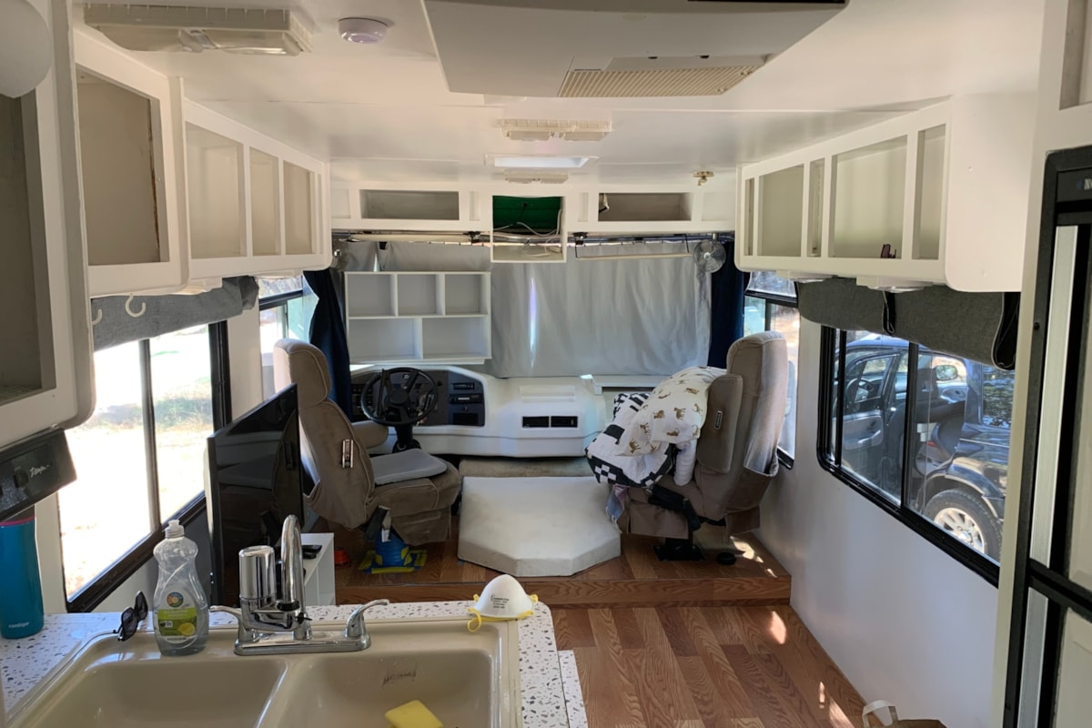 Clean, modern, renovated RV with loads of natural light. - Image 1 Thumbnail