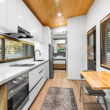 Clever Tiny home on wheels  - Image 3 Thumbnail