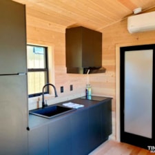 Scandinavian Tiny House by Cahill Works - Image 4 Thumbnail