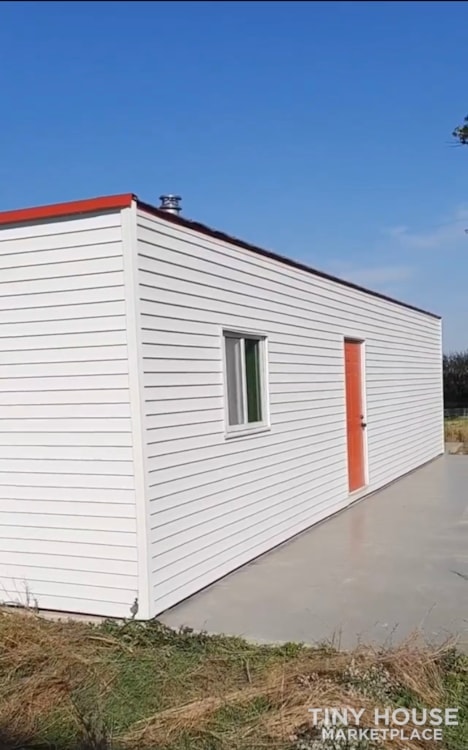 Pending: Container Home - Image 1 Thumbnail