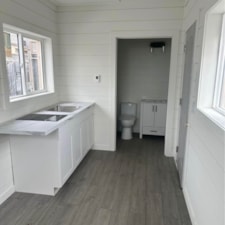 Container Home, 20ft, Complete, Ready to move in - Image 5 Thumbnail