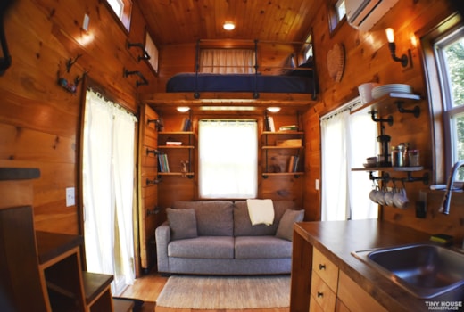 Cozy custom cabin THOW near Asheville, NC