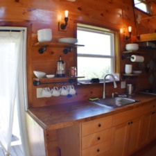 Cozy custom cabin THOW near Asheville, NC - Image 6 Thumbnail