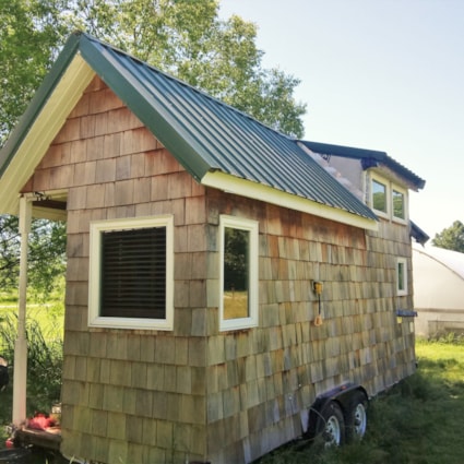 Cozy Custom Tiny House Perfect for Artists, Farmers and Chefs, WISCONSIN - Image 2 Thumbnail