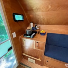 Cozy, Eco-Friendly, Artistically Crafted Tiny House - Image 6 Thumbnail