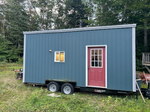 Cozy tiny home for sale 