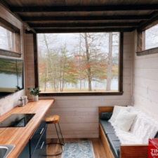 Cozy Tiny Home With Elevator Bed - Image 4 Thumbnail