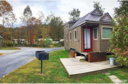 Creekside Tiny Home @ Acony Bell (Sold)