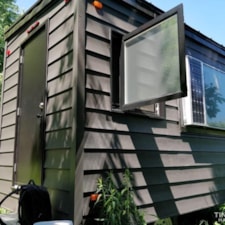 Rare Opportunity - Luxury Winterized Tiny House for Urgent Sale – $30,000 CAD - Image 3 Thumbnail