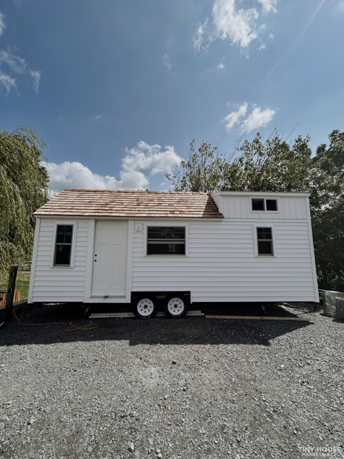 Custom Top-Rated Tiny Houses for Sale