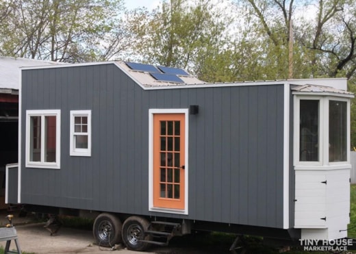 Custom 24’ x 8’ Tiny Home on Wheels 