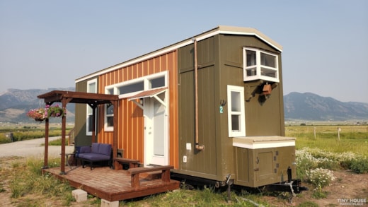 Custom 28ft Home by Tiny Mountain Houses fully Furnished