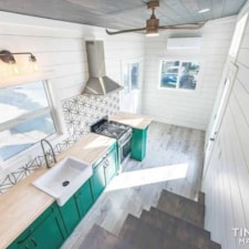 Custom built, beautiful home with paperwork - Image 5 Thumbnail