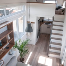 Custom-Built Luxury Modern Off-Grid Tiny Home by Minimaliste - Image 6 Thumbnail