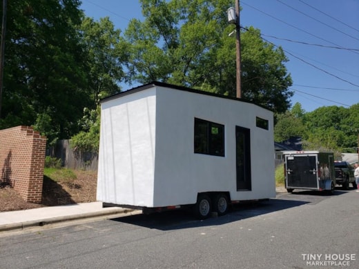 Custom Energy Efficient Tiny House - Off Grid Ready
