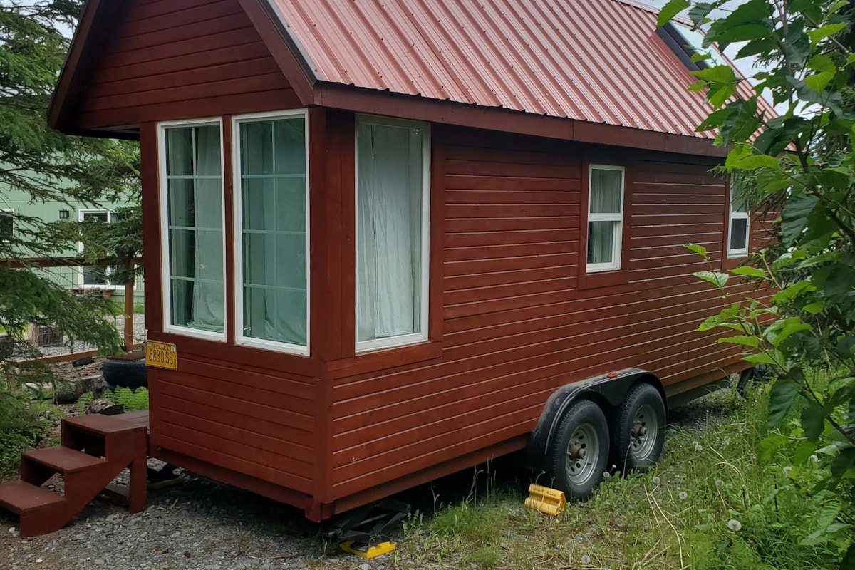 CUSTOM HAND-BUILT TINY HOUSE — FENCL DESIGN - Image 1 Thumbnail