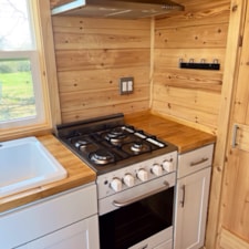 Custom Like New 2025 Tiny Home -Tile Shower, Mini-Split, Metal Roof, NOAH Cert - Image 5 Thumbnail