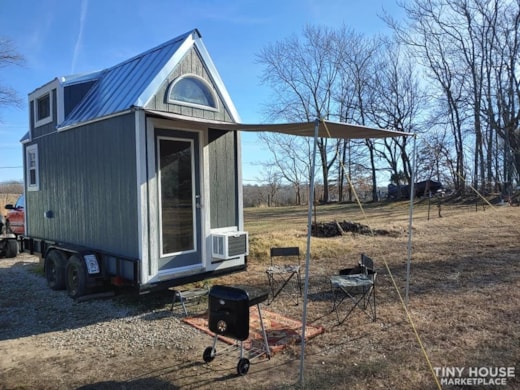  Custom Tiny house on Trailer with loft, Flush toilet, & Awning for Outdoor Life