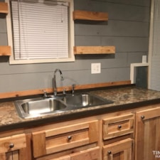 Custom tiny house on wheels!! - Image 4 Thumbnail