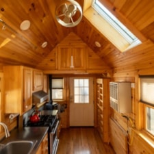 Tiny house on Wheels-Comes with everything(porch,skirt,jacks,powercord,heathose) - Image 5 Thumbnail