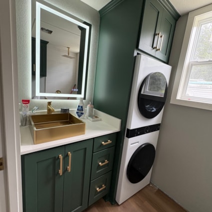 Custom Tiny House on Wheels - $65,000 OBO Whitehouse, TX | For Sale by Owner - Image 2 Thumbnail