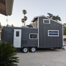 Move in ready- comfortable tiny living- Custom 26 ft Tiny House /Trailer - Image 5 Thumbnail