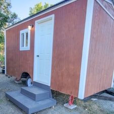 Cute, Affordable Tiny Home on Wheels! Medford, OR - Image 3 Thumbnail