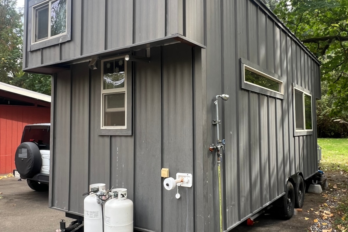 Double Loft 20’ THOW Ready Now! - Image 1 Thumbnail