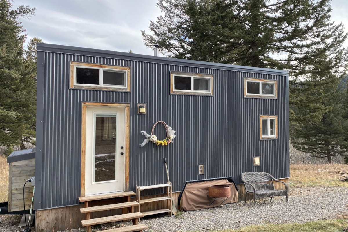 Dream Come True Tiny Home - Image 1 Thumbnail