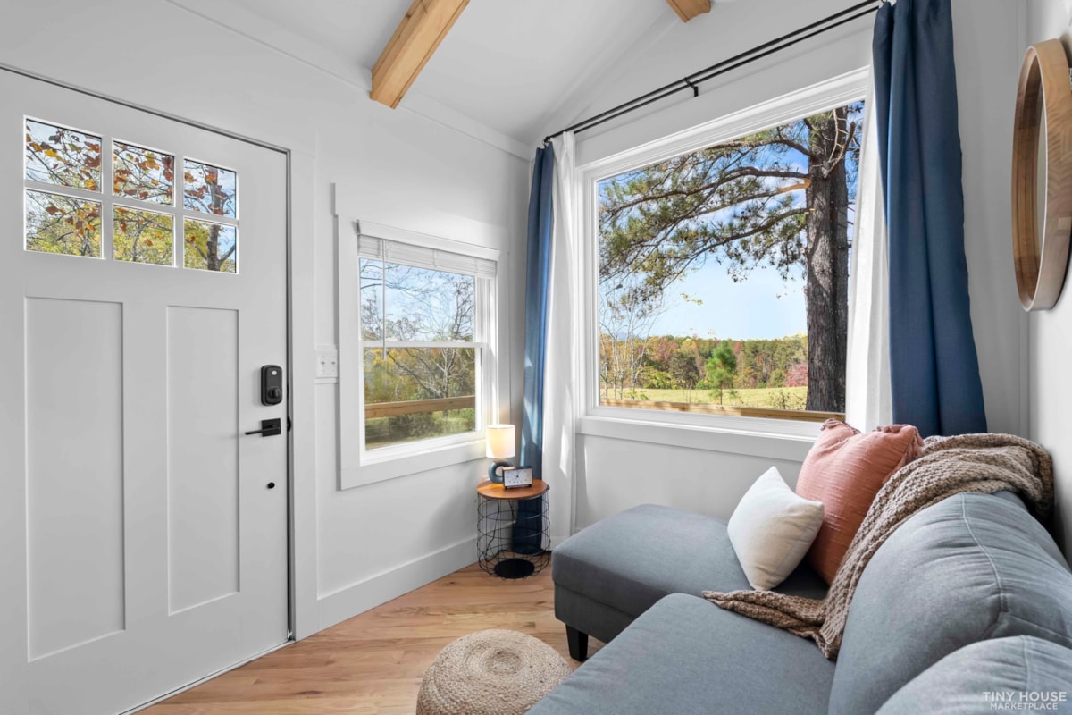 Dreamy Custom Tiny Home 2Bd/1Ba - Image 1 Thumbnail