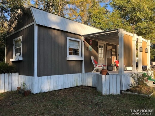 Dutch Barn Tiny House - Make Offer