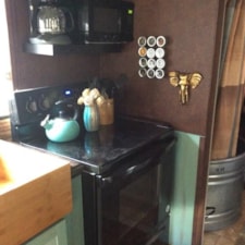 Eclectic Tiny Home - Image 6 Thumbnail